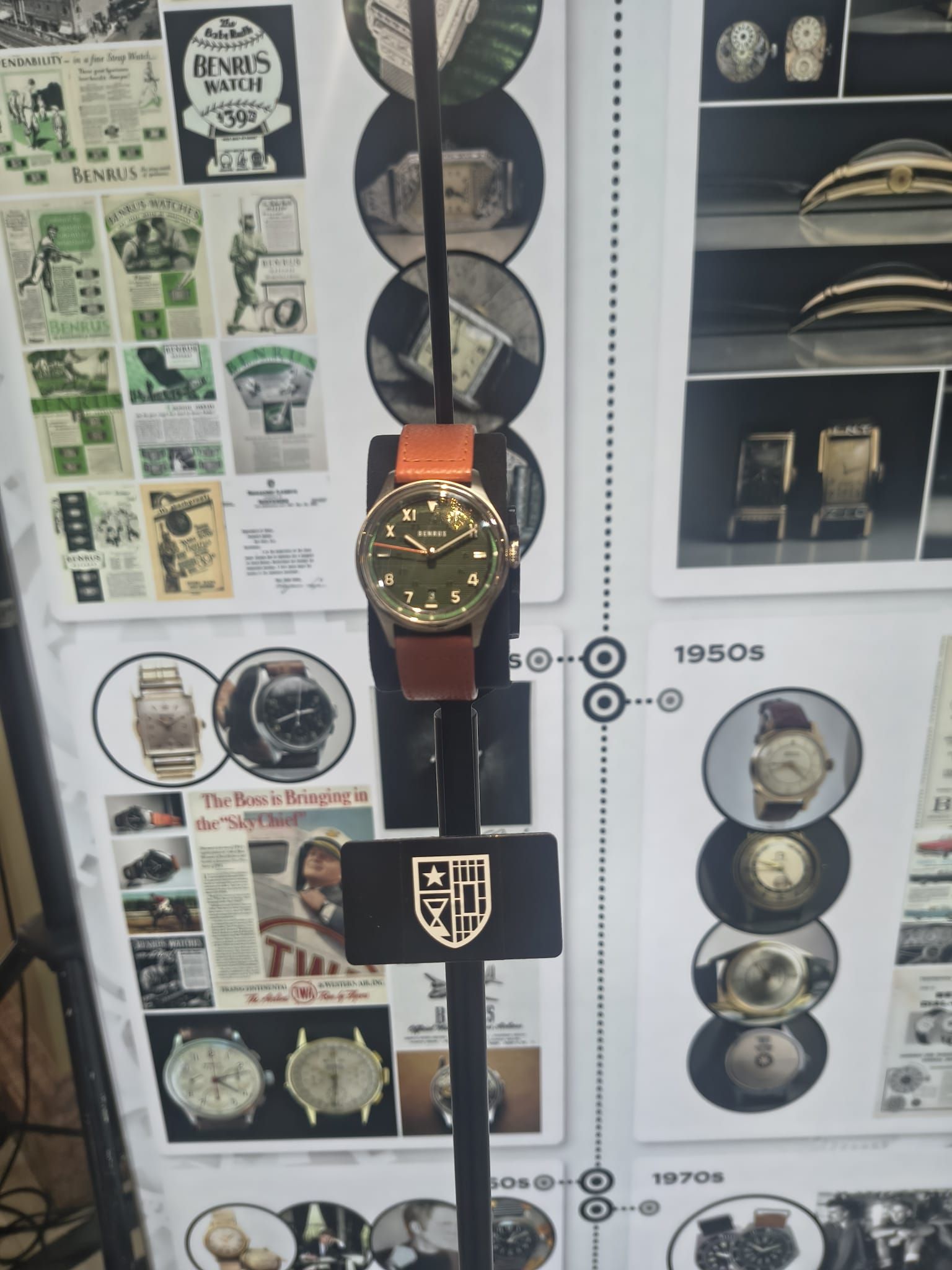 FOTO. Un CEAS, o POVESTE. Orologerie elvețiană la BNR. „Valori care rezistă timpului” marchează 115 ani de relații România-Elveția<br> - Poza 28