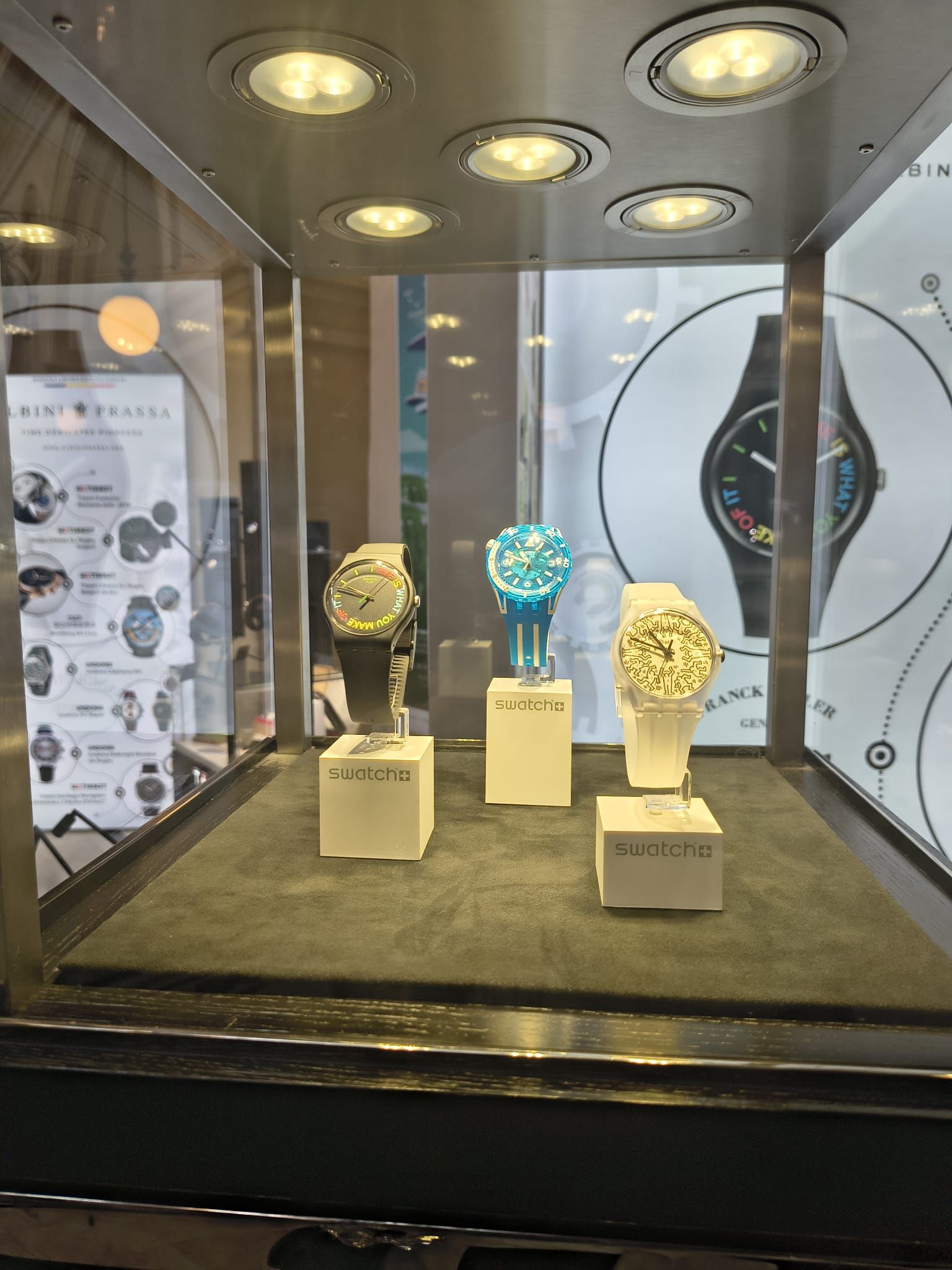 FOTO. Un CEAS, o POVESTE. Orologerie elvețiană la BNR. „Valori care rezistă timpului” marchează 115 ani de relații România-Elveția<br> - Poza 44