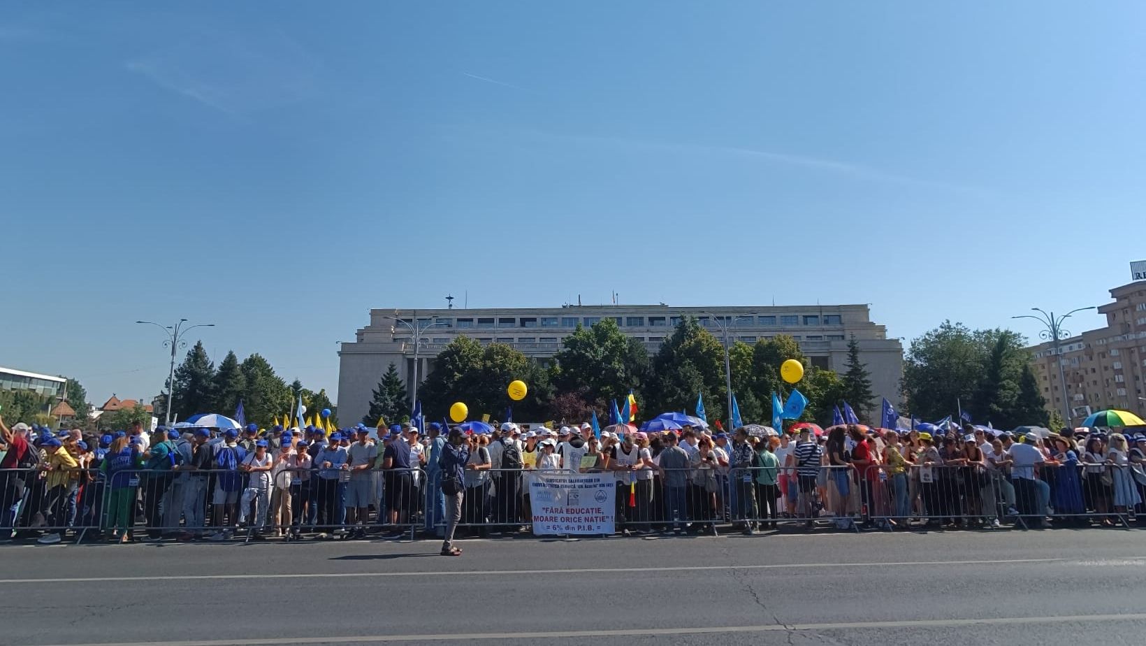 Sindicaliștii din administrația publică, protest luni în Capitală