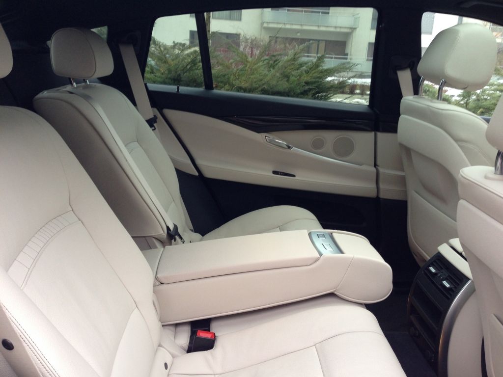 BMW 530d xDrive Gran Turismo - Imagine 19