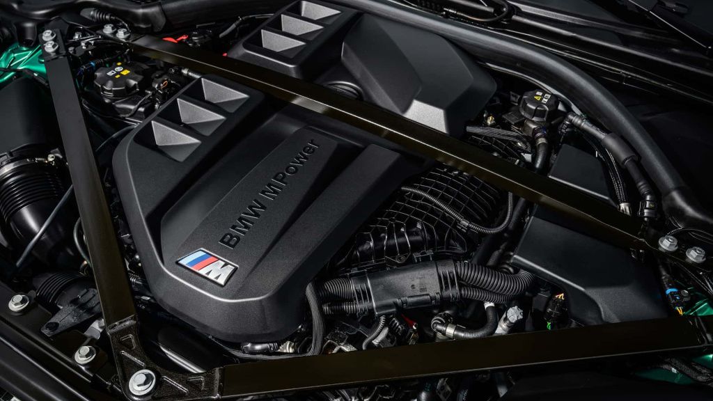 GALERIE FOTO | Noul BMW M4 CS a fost lansat cuc peste 540 cai putere - Imagine 1