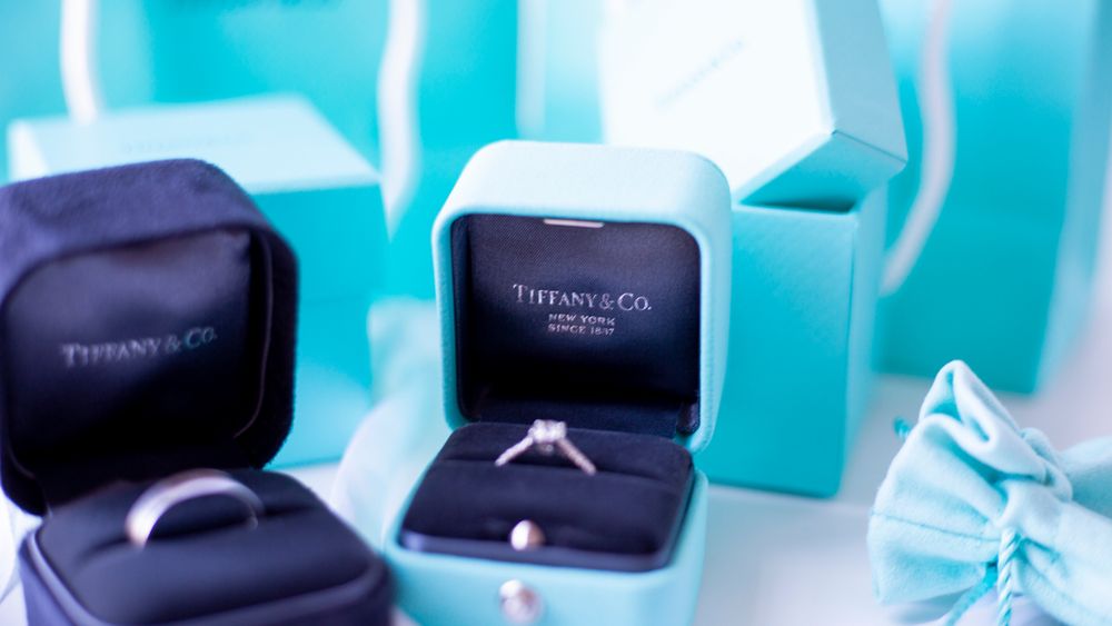 Tranzactie in piata de lux: LVMH cumpara Tiffany & Co pentru 16,2 miliarde dolari