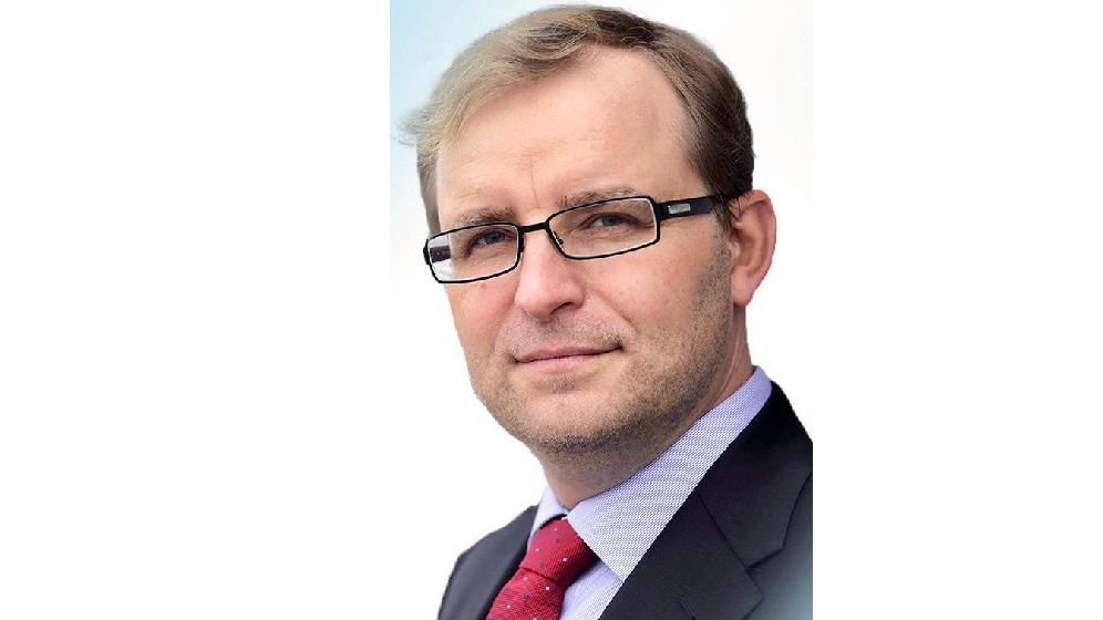 Raiffeisen România își ia CEO din curtea Erste Bank. Zdenek Romanek îl înlocuiește pe van Groningen