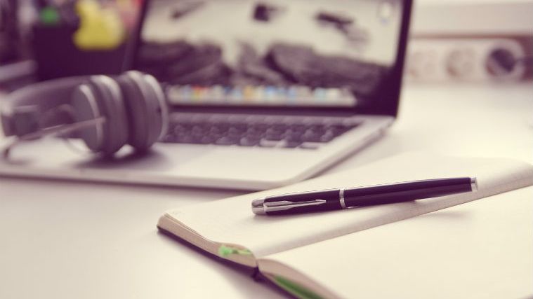 Oricat ai incerca "sa lungesti" Black Friday, tot vineri se vinde "grosul"