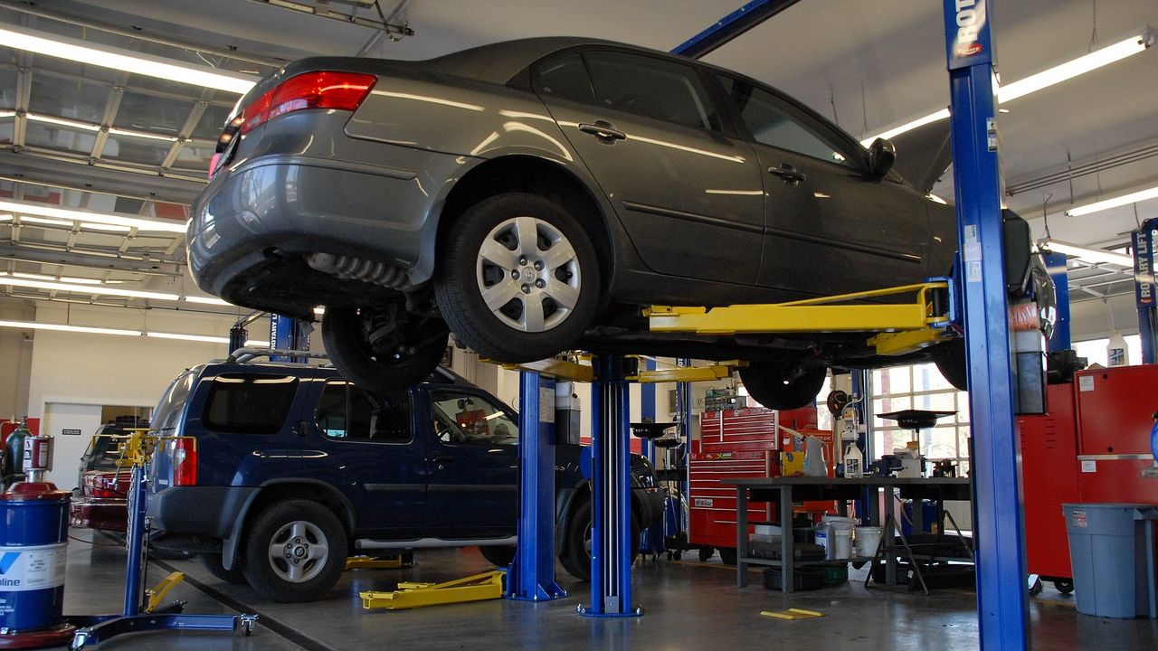 Romania, tara service-urilor auto: piata de profil depaseste 1 MLD. dolari. Orasele cu cele mai multe locatii de acest gen