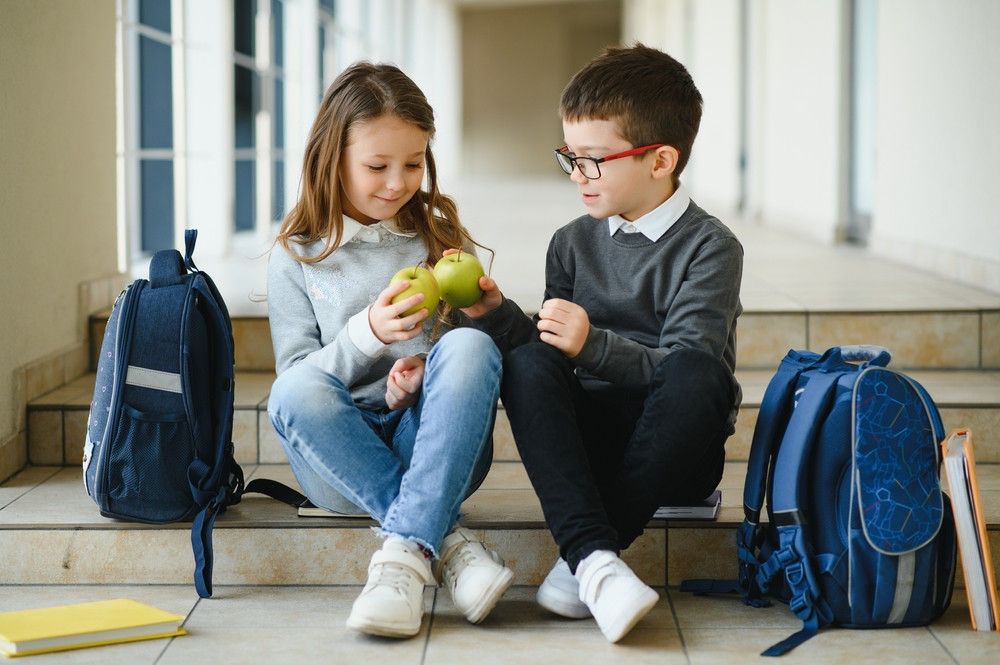 Ghid de cumpărături Back to School 2026: ce rechizite, haine și produse pentru școală merită cumpărate înainte să înceapă școala