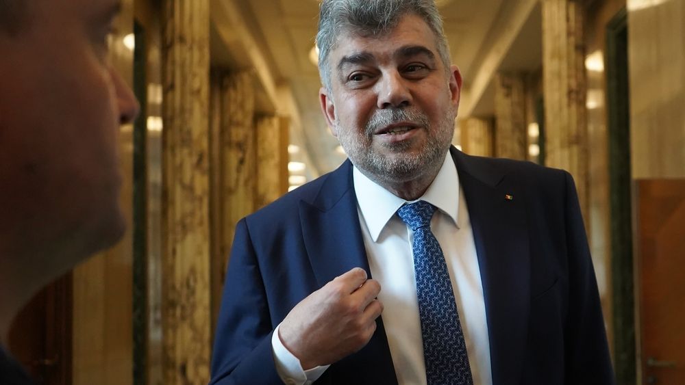 Ciolacu îl atacă pe Bolojan: „Ai sacrificat oameni, ai mințit instituții, ai manipulat cifre și ai pus economia pe brânci doar ca să-ți lustruiești propria legendă”