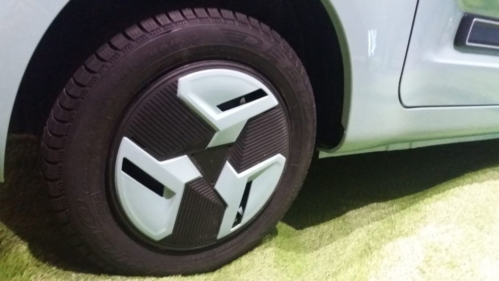 GALERIE FOTO | Allview a prezentat primul său model electric ce poate fi condus de la 16 ani - Imagine 8