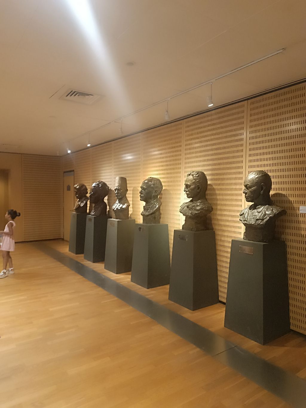 FOTOREPORTAJ din Alexandria, Egipt: O călătorie printre ruinele Farului pierdut și a bibliotecii - Imagine 43