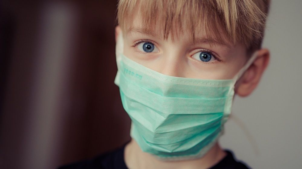 Copiii între 6 și 12 ani nu mai trebuie testați la incidență peste 3 la mie