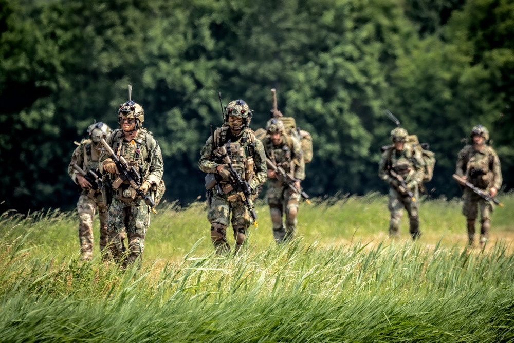 O țară NATO a introdus serviciul militar obligatoriu de 11 luni. Ce prevede noua măsură