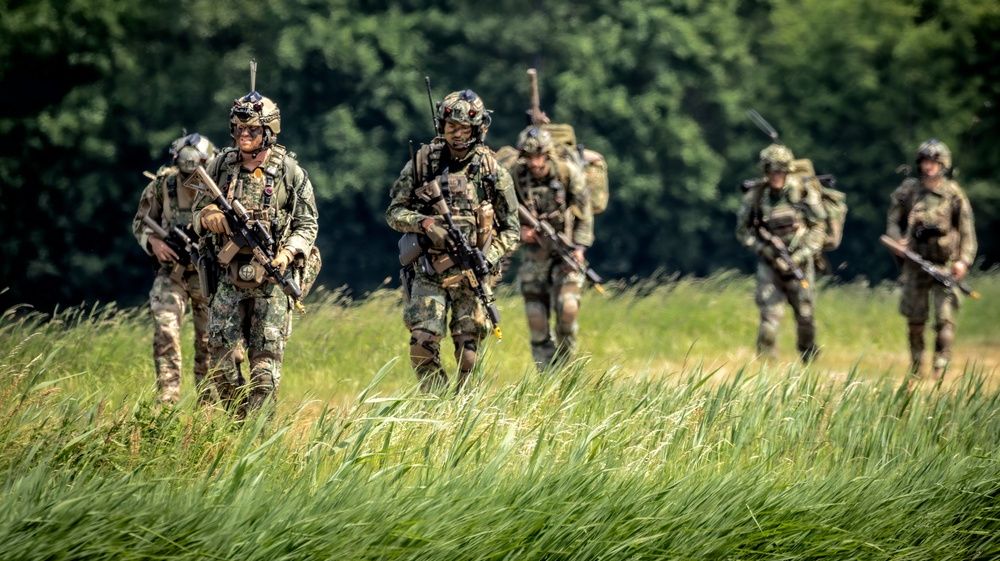 O țară NATO a introdus serviciul militar obligatoriu de 11 luni. Ce prevede noua măsură