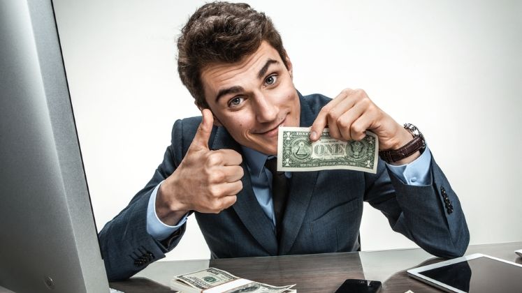 Antreprenor part-time? TOP 5 sfaturi care te vor ajuta sa devii miliardar la 30 de ani