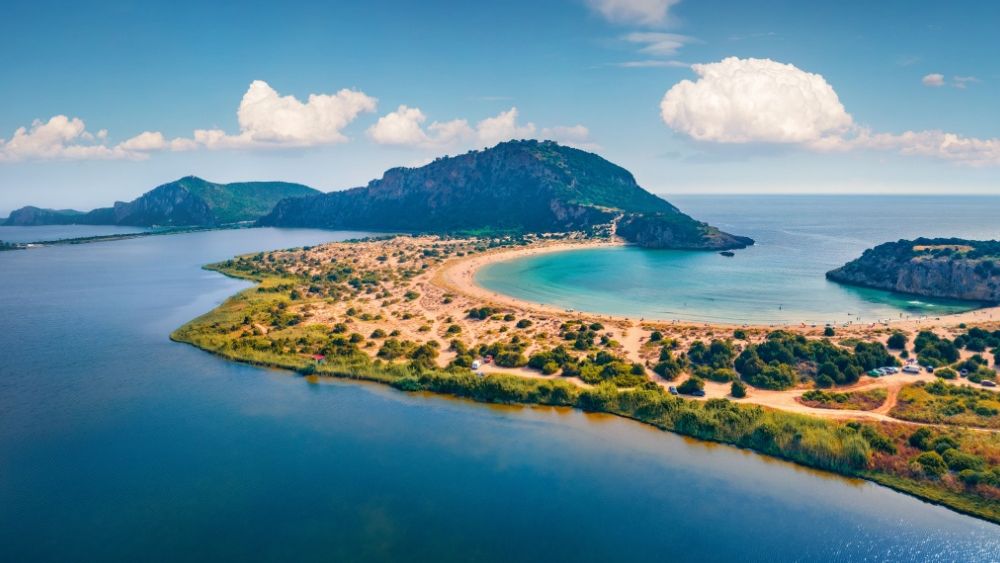 FOTO | Și munte și mare, adică ceva să placă la toată lumea: 10 motive pentru care merită să vizitezi regiunea Peloponez din Grecia