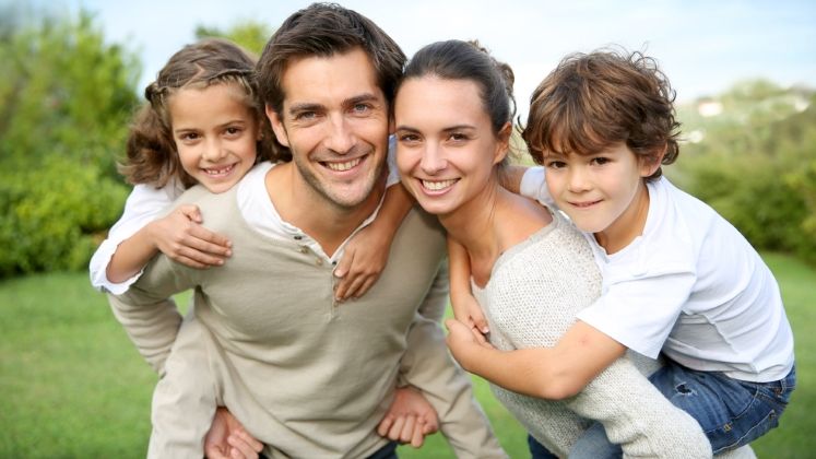 Provident: Familia, cea mai importanta realizare a romanilor din ultimii 10 ani. Locuinta, cea mai mare investitie