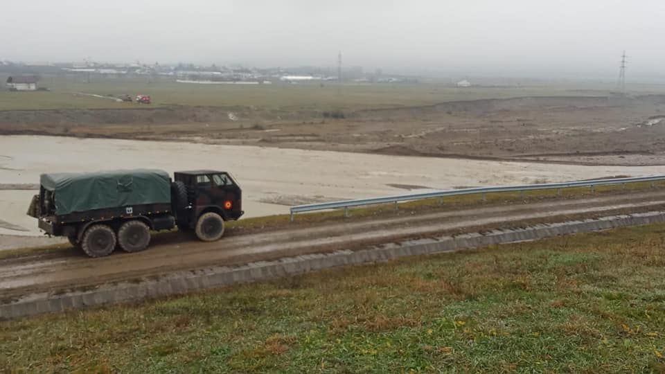 Intervenție la Fostul Depozit de deșeuri municipale Telejean din Ploiești