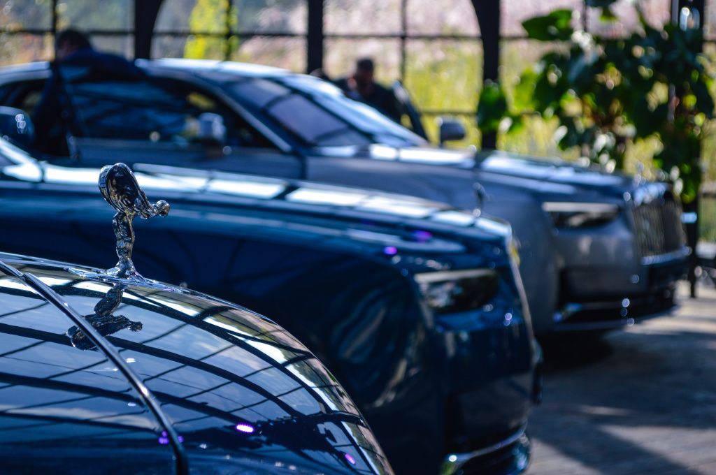 GALERIE FOTO | Rolls-Royce aduce mai multe premiere europene importante la București - Imagine 8