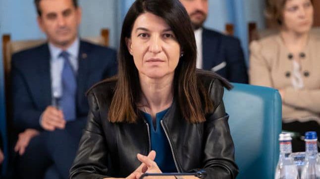 Ministrul Muncii, despre cumularea pensiei cu salariul: Lucrez la un proiect; propunerea va tine cont de situatia celor cu pensii mici