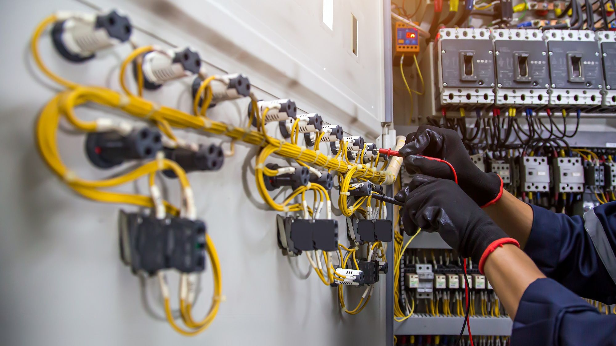 Începe oferta de acțiuni Electroalfa. Compania ar putea fi evaluată la 1,6 mld. lei
