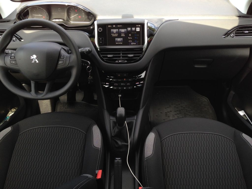 Peugeot 208 facelift - Imagine 6