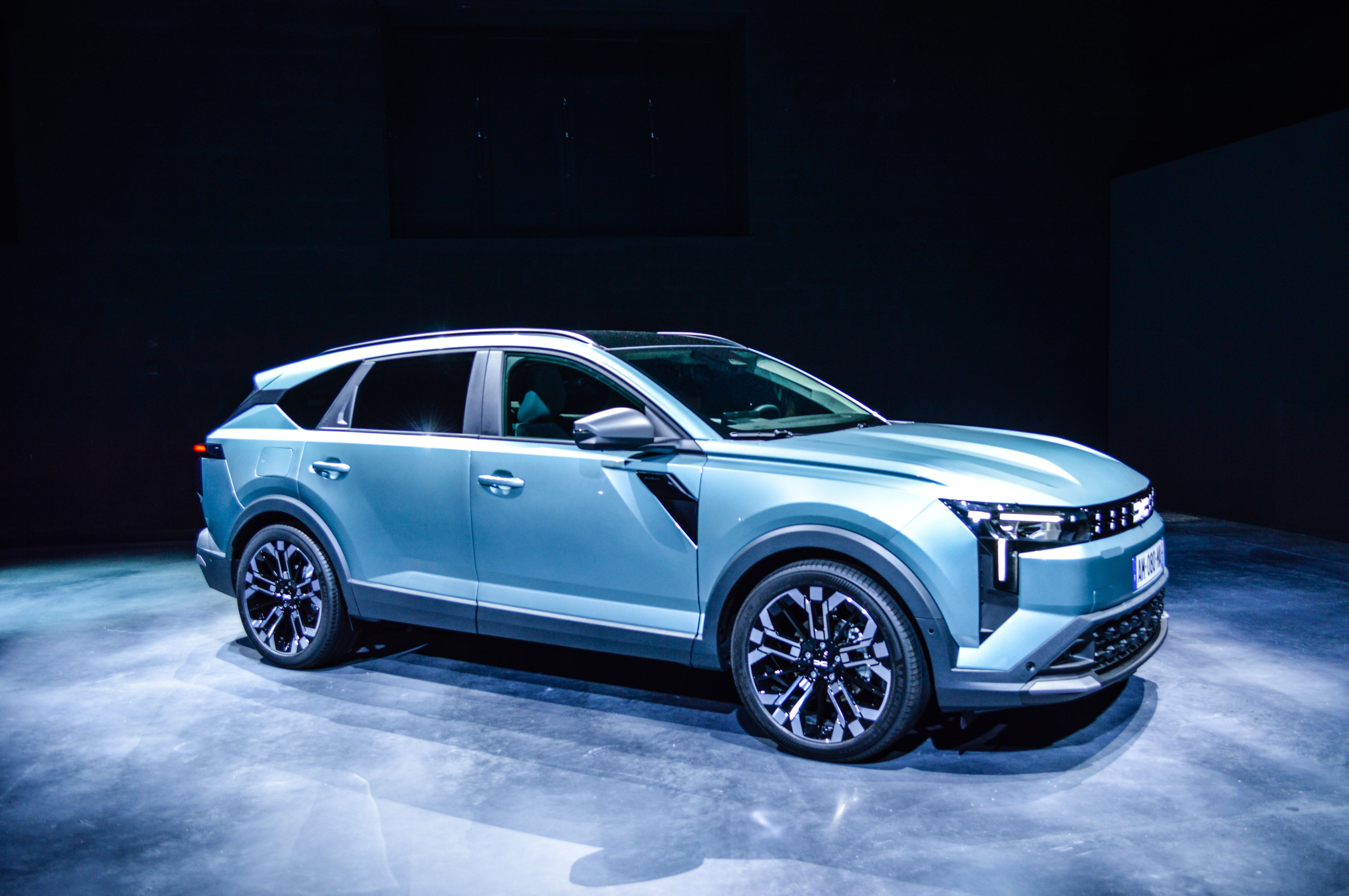 FOTO | Totul despre noua Dacia Striker, modelul de sub 25.000 de euro cu care românii vor să „marcheze” în poarta Skoda și Volkswagen - Poza 3