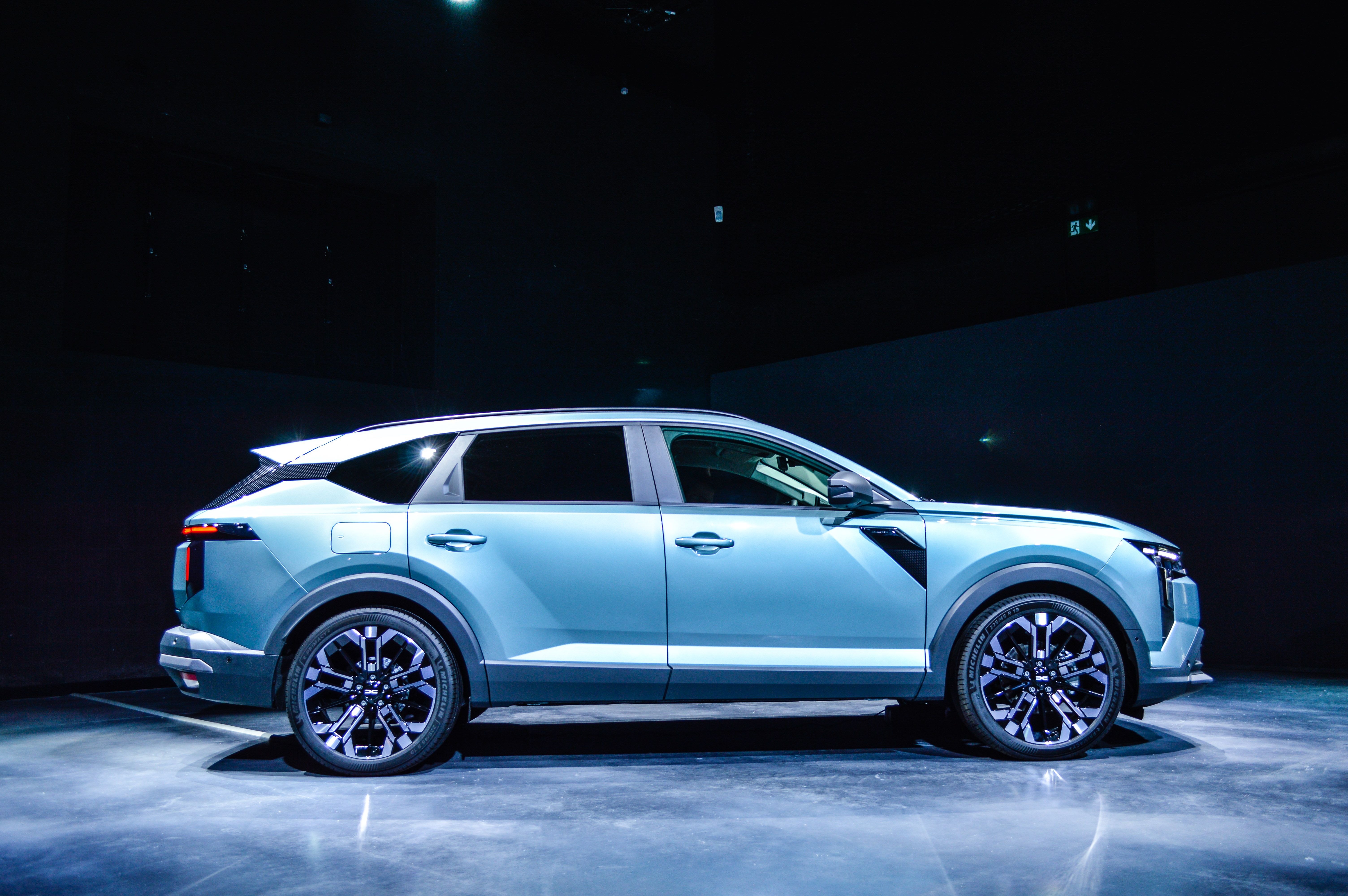 FOTO | Totul despre noua Dacia Striker, modelul de sub 25.000 de euro cu care românii vor să „marcheze” în poarta Skoda și Volkswagen - Poza 5