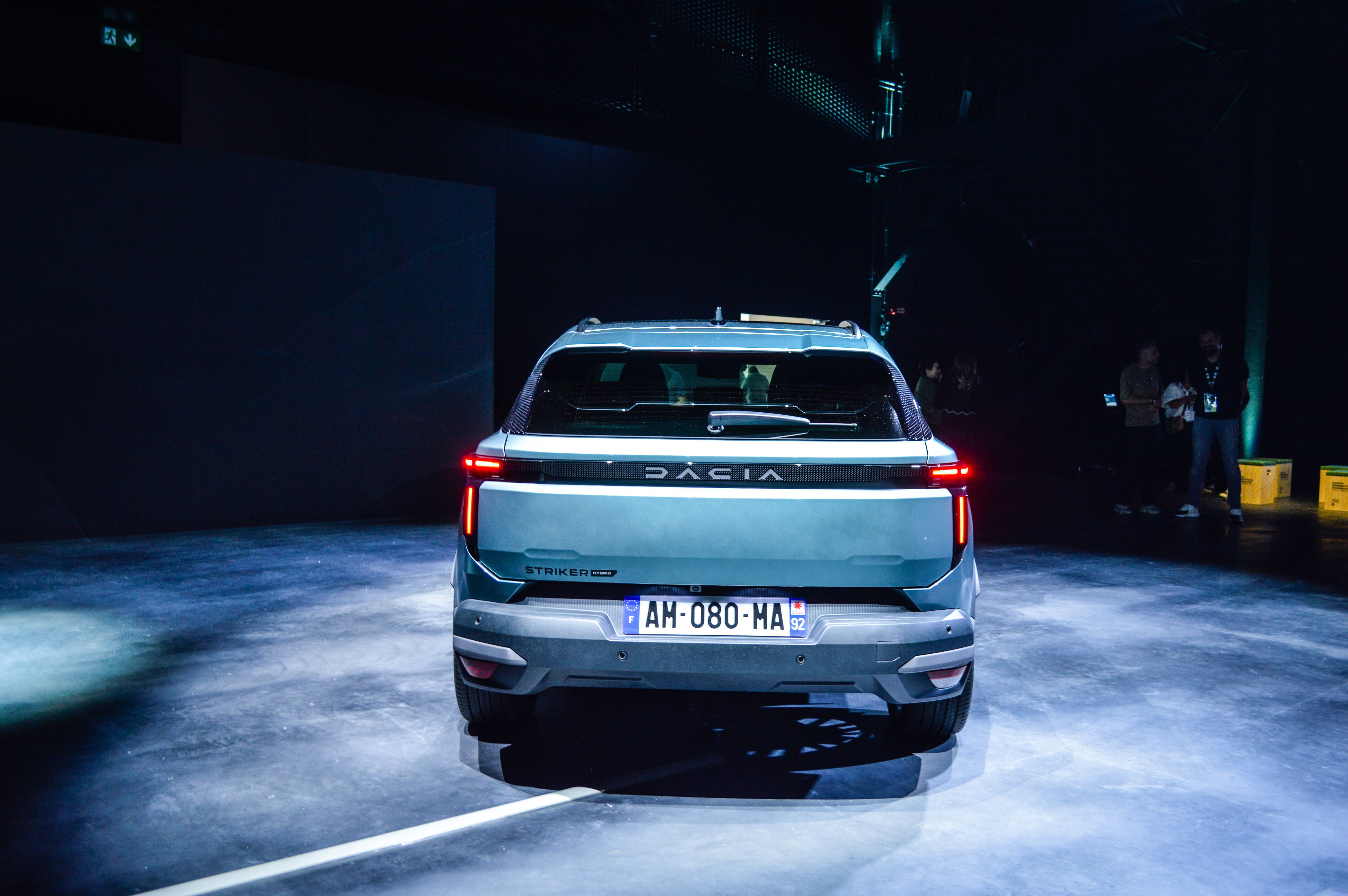 FOTO | Totul despre noua Dacia Striker, modelul de sub 25.000 de euro cu care românii vor să „marcheze” în poarta Skoda și Volkswagen - Poza 6