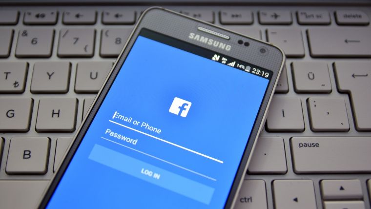Saturatie pe retele sociale? Platformele majore inregistreaza scaderi