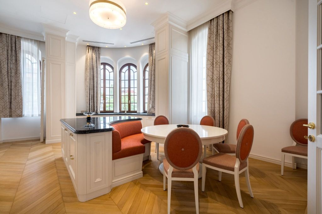 Cum arată un apartament de 2,5 milioane de euro din centrul Capitalei - Imagine 14