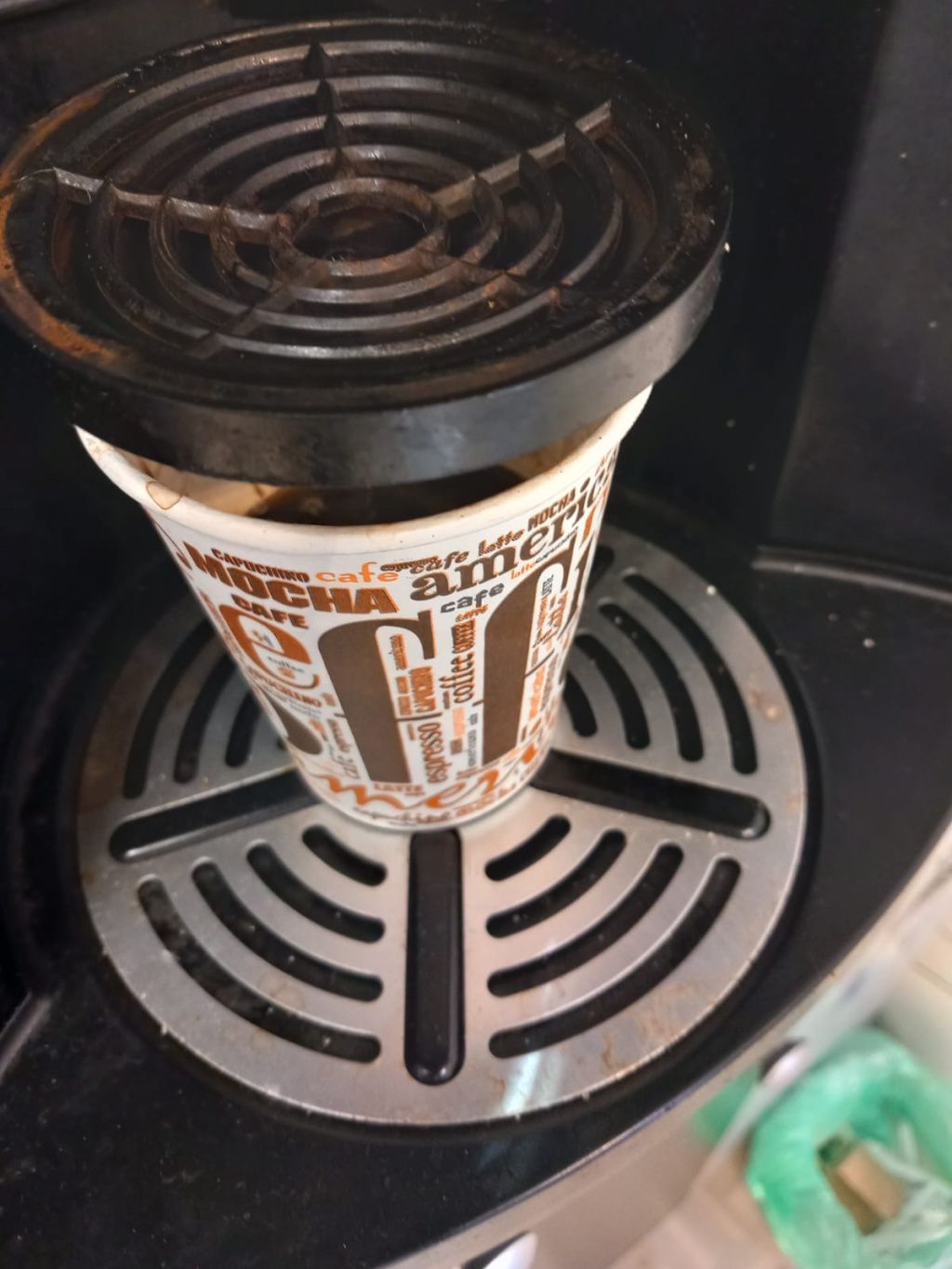 [FOTO] Piedone, în razie la Gara de Nord. Au fost închise majoritatea magazinelor - Imagine 10