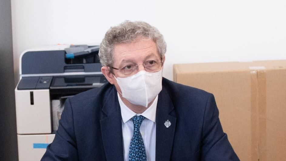Adrian Streinu-Cercel: Să începem să testăm la fiecare scară de bloc