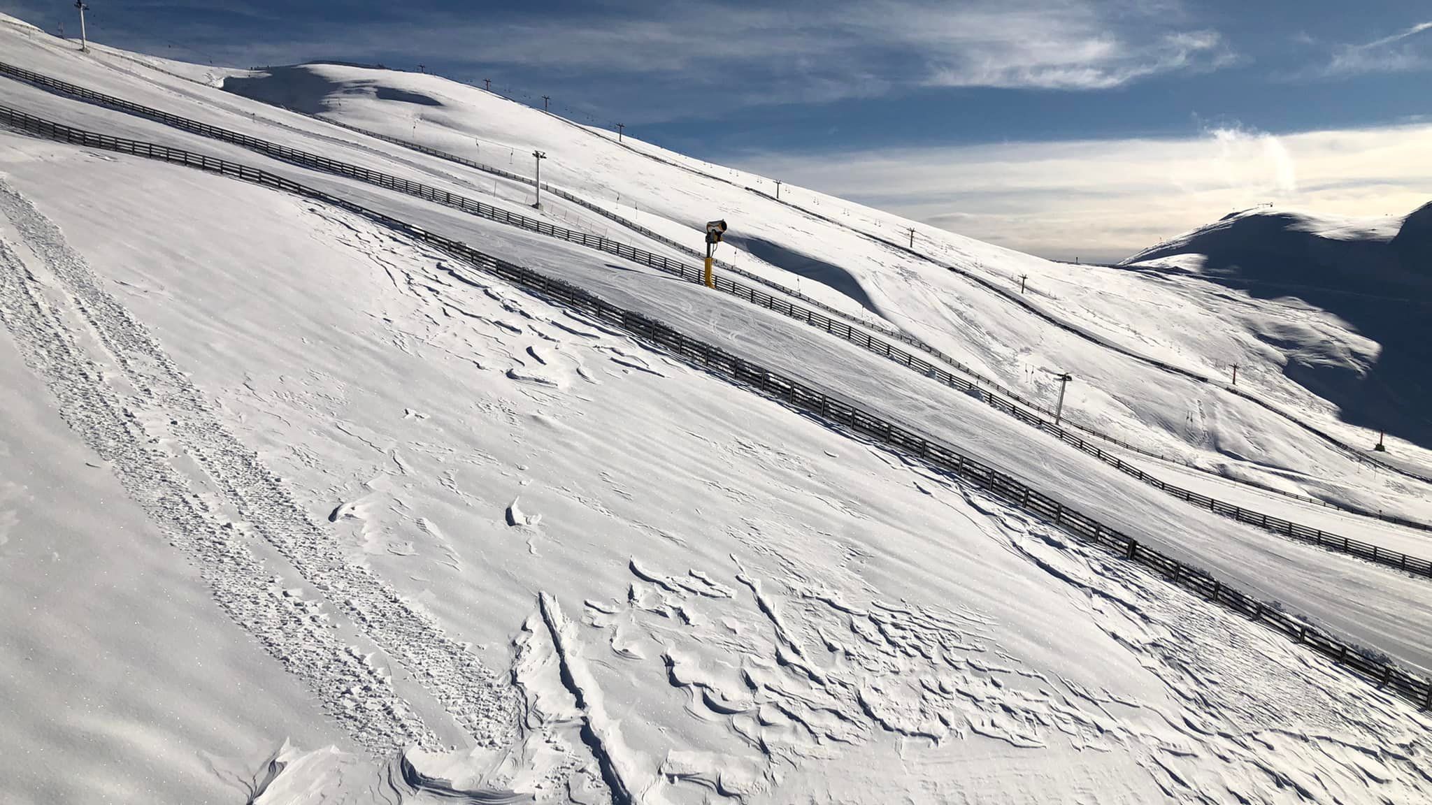 VIDEO | A fost inaugurat un nou segment de pârtie în Sinaia