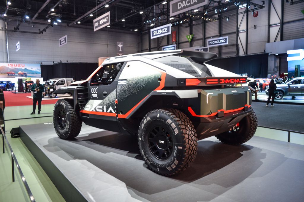 GALERIE FOTO | Dakar: Cum vrea Dacia să uimească și cât crede că va vinde dacă va câștiga - Imagine 14