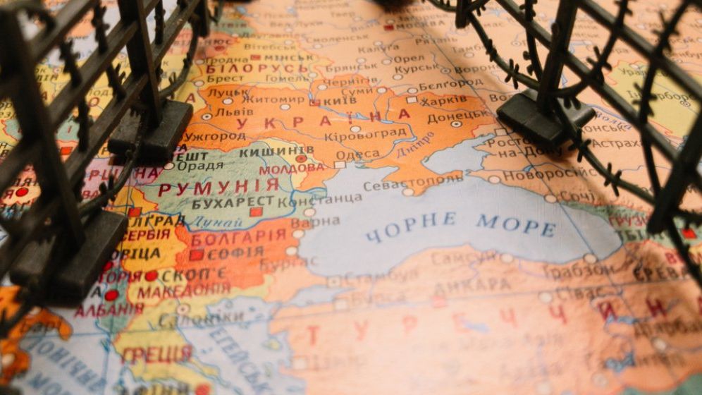 Ucraina încearcă se reziste în Lugansk până la sosirea de noi arme occidentale