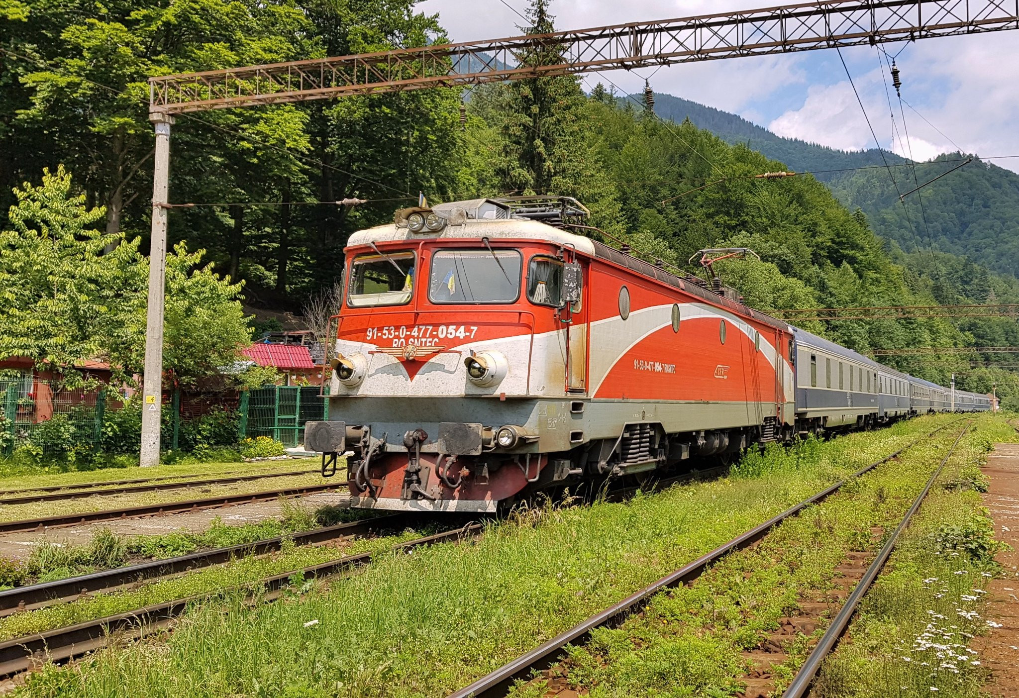 CFR Călători suplimentează trenurile pentru pelerinajul la Sfânta Parascheva. Ce trenuri circulă spre Iași și la ce ore