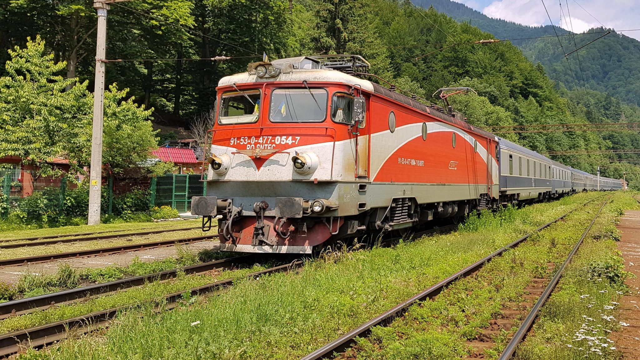 CFR Călători suplimentează trenurile pentru pelerinajul la Sfânta Parascheva. Ce trenuri circulă spre Iași și la ce ore