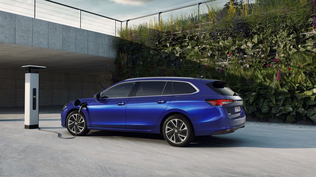 GALERIE FOTO | Cum arată noua Skoda Superb - Imagine 16