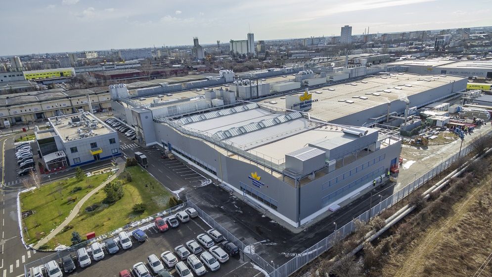 Val de concedieri la cel mai mare producător de țigări din România. Reacția reprezentanților companiei