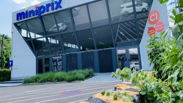 Green Friday în loc de Black Friday: un retailer lansează o campanie prin care îți poți schimba gratis garderoba