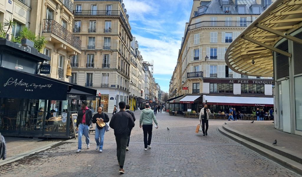 Parisul îți aduce aminte de ce România este încă la ani-lumină distanță de vest. În ciuda p - Imagine 9