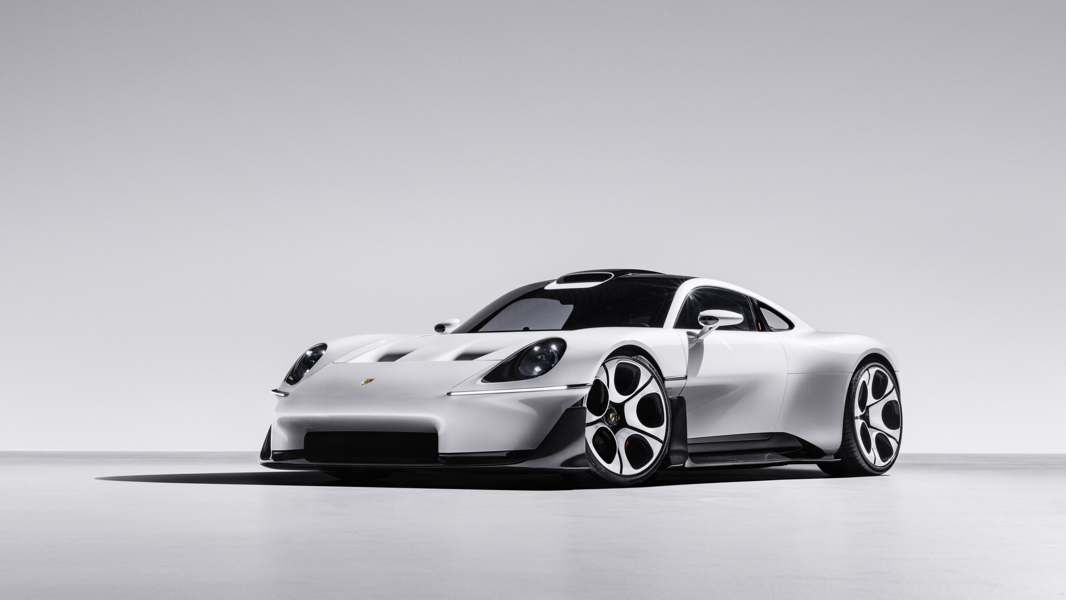 FOTO | Porsche Mission S este prefața unui nou capitol din povestea Porsche. Germanii pregătesc un supercar cu motor central
