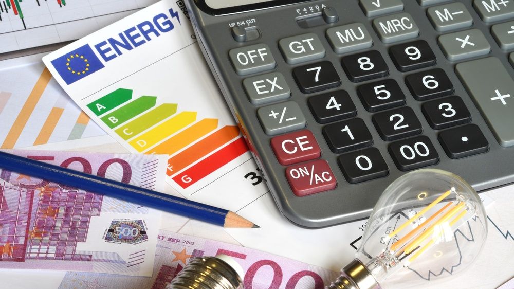 Ajutor la facturile de energie pentru milioane de români, dar cu ce cost? Avertismentul Frames