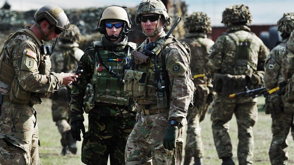 Ludovic Orban: Cât timp conduc Guverul, militarii vor fi respectați și sprijiniți