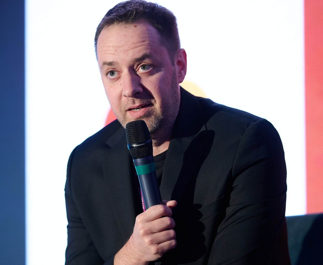 Sfaturi pentru a vinde mai bine pe eMAG Marketplace: cum pot ajunge vânzătorii la creșteri de 20-30% a afacerii