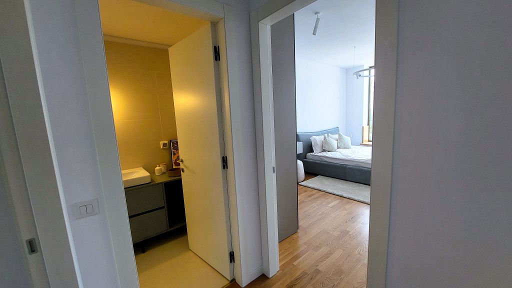 Cum arată un apartament nou cu două camere de 225.000 euro din centru Capitalei - Imagine 17