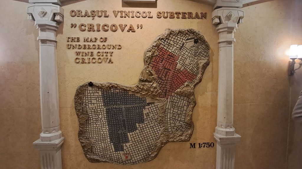 FOTO | În Moldova, vinurile nu se măsoară în litri, ci în kilometri. Coborâre în orașul subt - Imagine 8