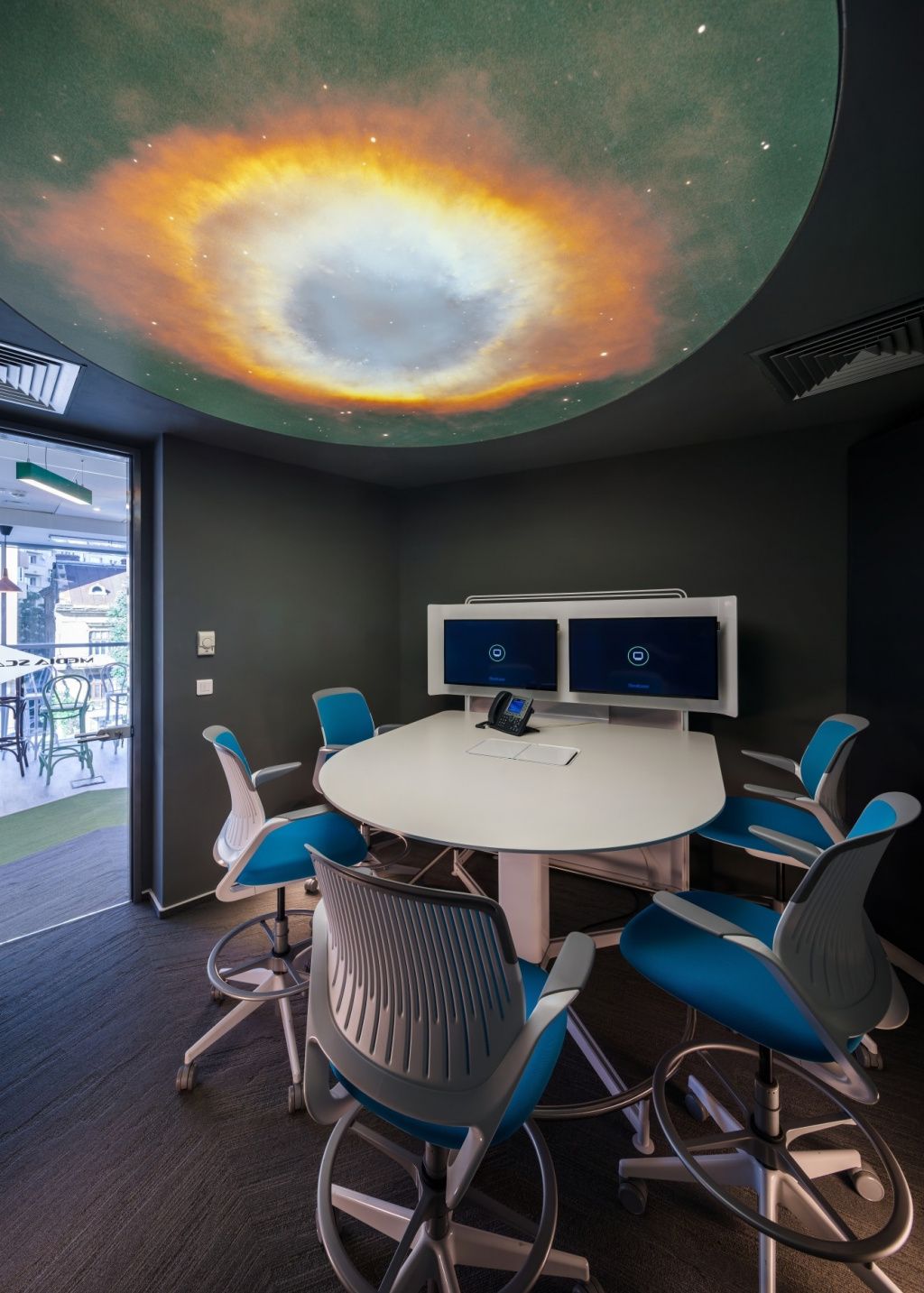 Birou de companie - CBRE - Imagine 10