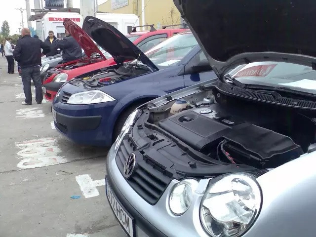 Studiu: Majoritatea mașinilor second-hand cu kilometraj modificat au și un istoric de daune