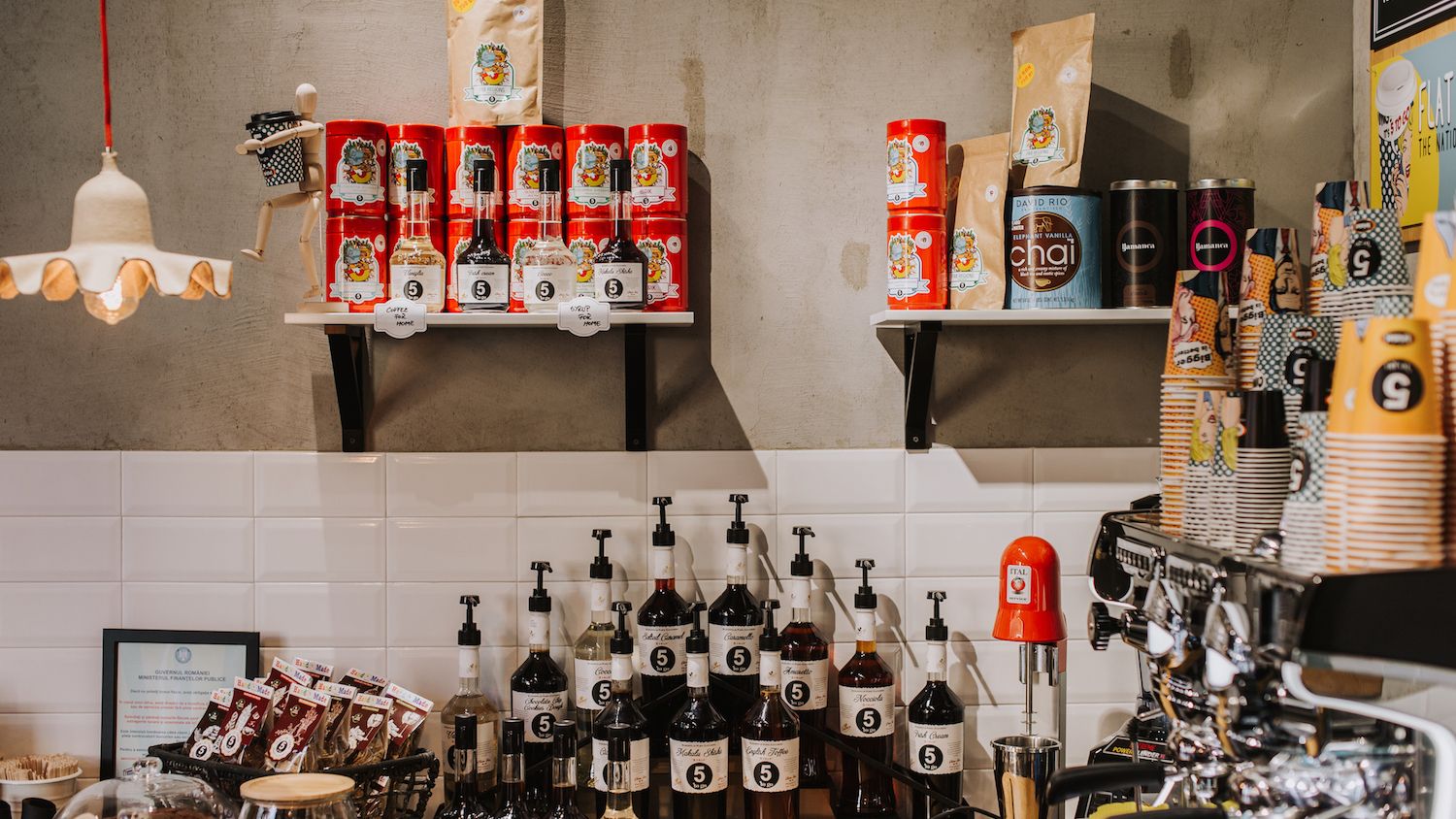 5 to go vrea să vândă în cafenele mai multe produse românești și caută producători interesați