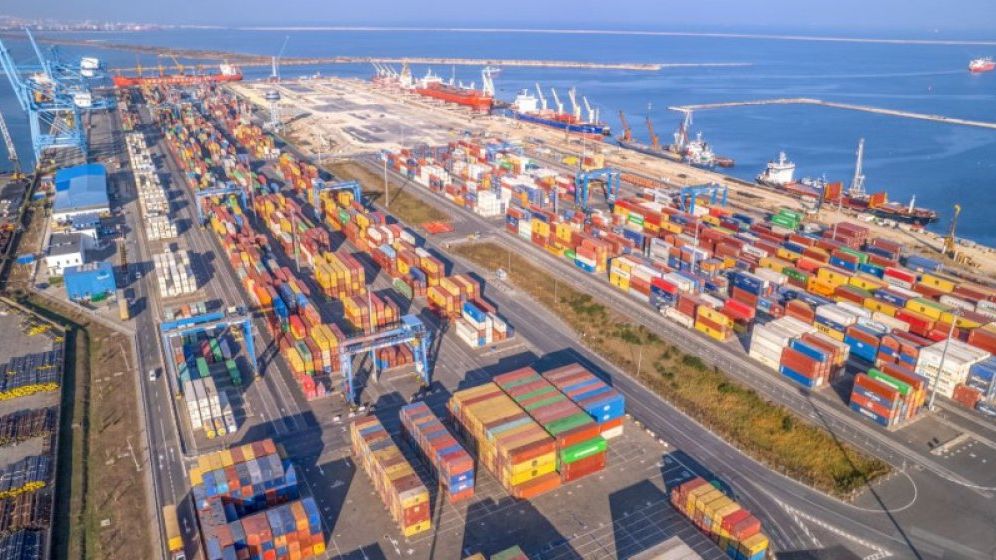 AFP: Portul Constanţa se pregăteşte pentru sosirea unor cantităţi şi mai mari de cereale din Ucraina